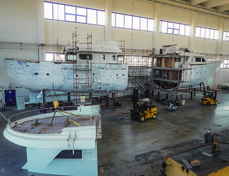 Refit experts Darling Boys - Benetti Tradition